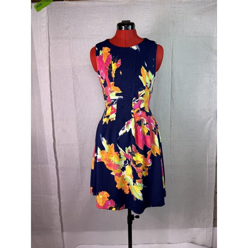 VINCE CAMUTO DRESS FIT & FLARE FLORAL LINED BACK ZIP SLEEVELESS SUMMERY 4 C712
